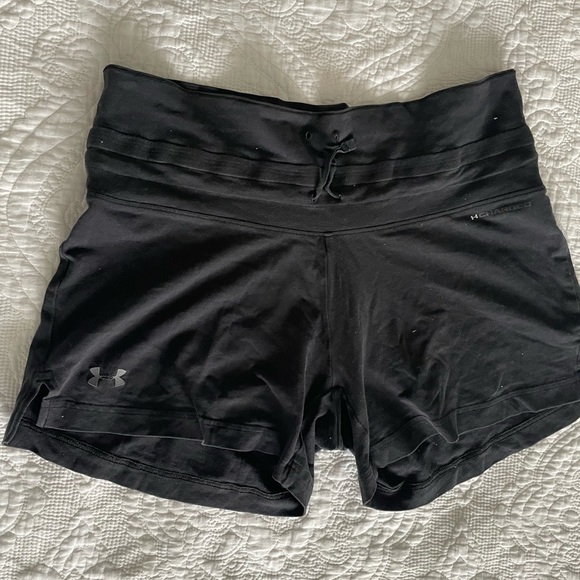Under Armour soft workout shorts (women) - Picture 1 of 5